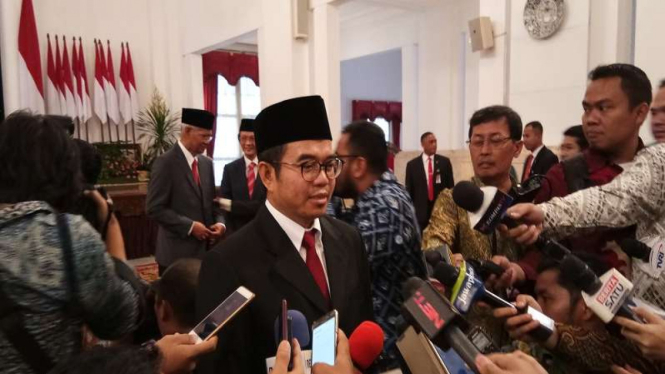 Yudi Latif saat dilantik sebagai Kepala Unit Kerja Presiden Pembinaan Idiologi Pancasila beberapa waktu lalu.