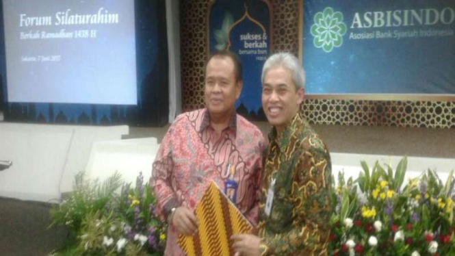 Moch. Hadi Santoso  Plt Ketua Umum Asosiasi Bank Syariah Indonesia