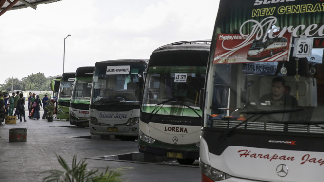 Kesiapan Terminal Pulo Gebang Hadapi Mudik Lebaran