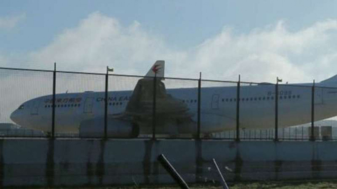 Pesawat China Eastern kembali setalah satu jam terbang karena mesin rusak