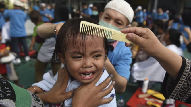  Potong  Rambut  Gratis untuk Anak  di  Surabaya