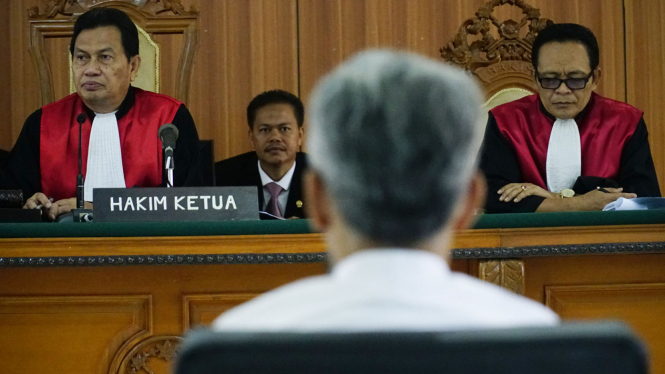 Sidang Perdana Buni Yani