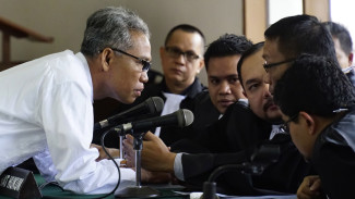 Buni Yani Bantah Dakwaan Edit Video Pidato Ahok
