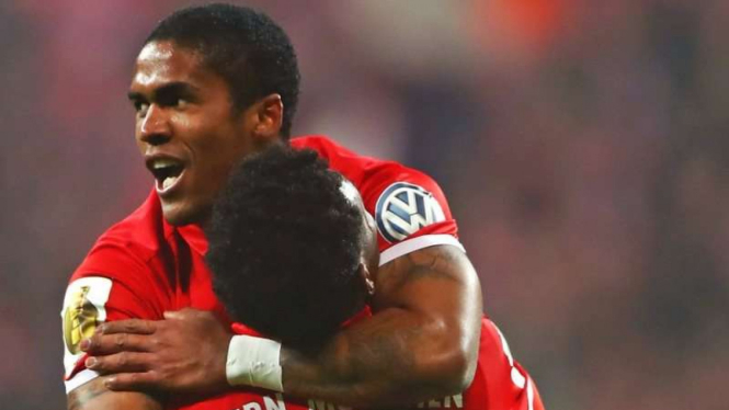 Winger Bayern Munich, Douglas Costa