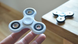 Fidget Spinner Dapat Digunakan untuk Terapi Autisme?