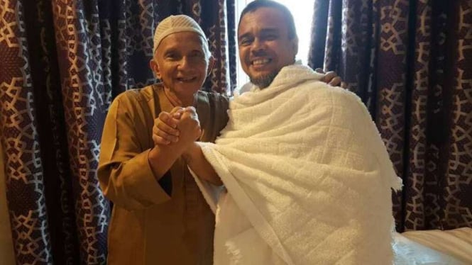 Amien Rais bertemu dengan Habib Rizieq di Mekah, Arab Saudi.