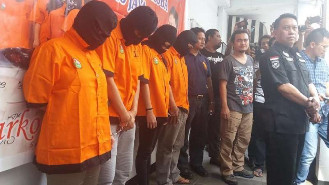 INWP dan LOS dan dua pengear sabu yang ditangkap petugas Polda Metro Jaya.