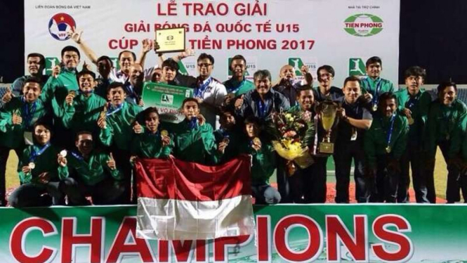 Timnas Indonesia U-16 menjadi juara di Vietnam