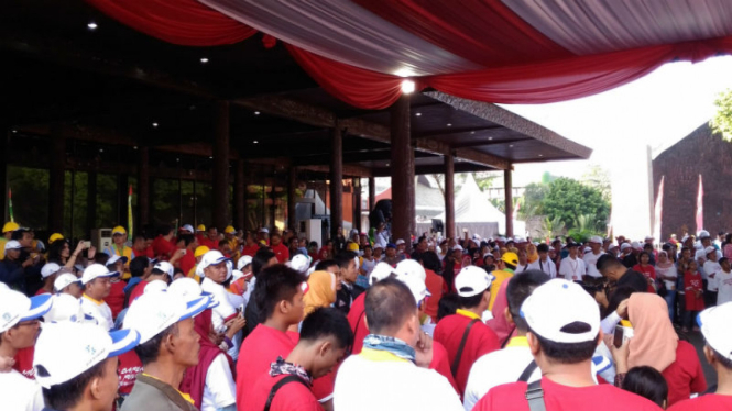 Suasana peserta mudik gratis dari pemerintah di TMII