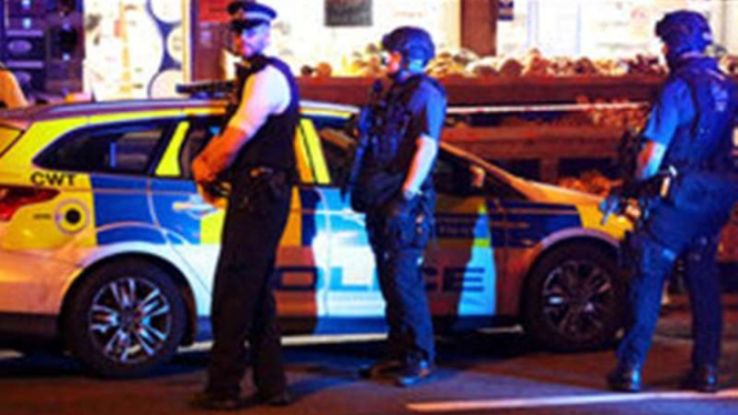 Polisi di Kota London, Inggris, berjaga di sekitar lokasi perkara beberapa waktu lalu. (Ilustrasi)