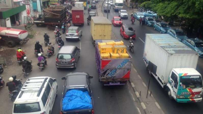 Puncak Mudik, Waspada Macet di Jalur Semarang 