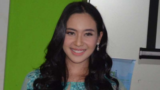 Elvira Devinamira Siap Kenalkan Calon Suami ke Keluarga