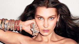 Bella Hadid Jawab Lamaran Pangeran Qatar: Donasikan Harta Mu ke Palestina!