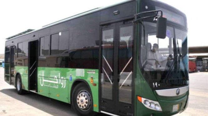 Bus shalawat bagi jemaah haji Indonesia.