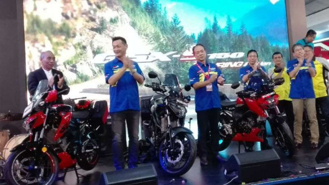 Suzuki GSX-S 150 Touring Edition meluncur di area Jakarta Fair Kemayoran.