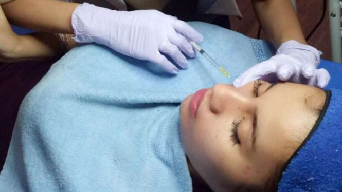 Perawatan Artliner Slimming Injection