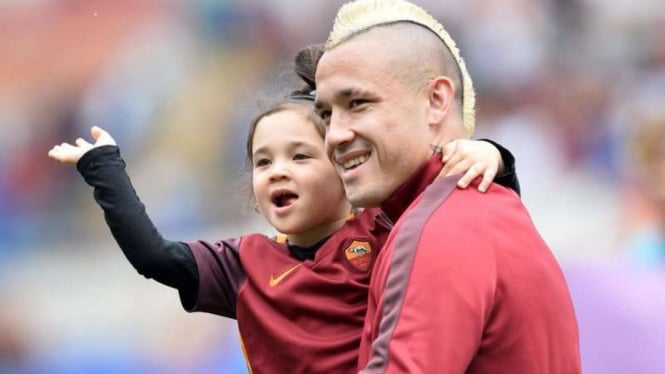 Gelandang AS Roma, Radja Nainggolan