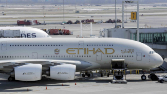 Pesawat Etihad Airways Gagal Lepas Landas Karena Masalah Ban