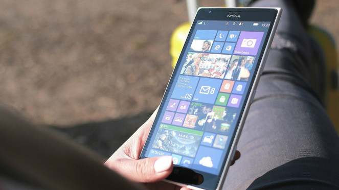 Ilustrasi ponsel berbasis Windows Phone.