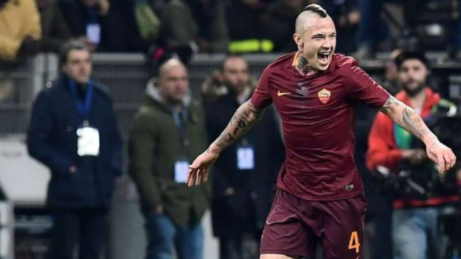 Gelandang AS Roma, Radja Nainggolan