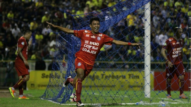 Pemain Arema FC, Dendi Santoso.