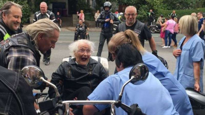 Nenek 101 tahun pimpin konvoi ratusan moge.
