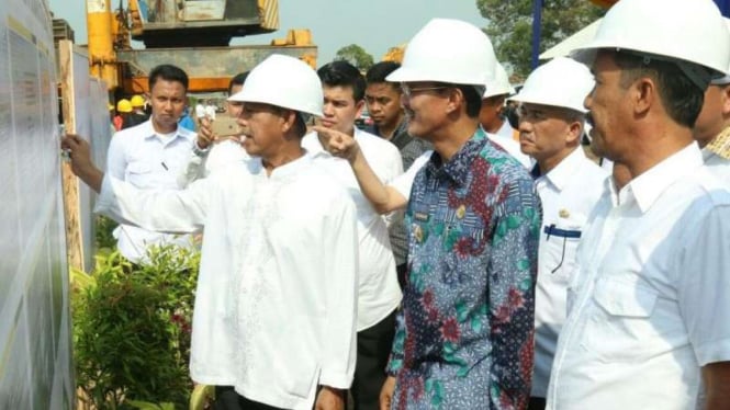 Walikota Palembang Harnojoyo meninjau pembangunan IPA dan Intake