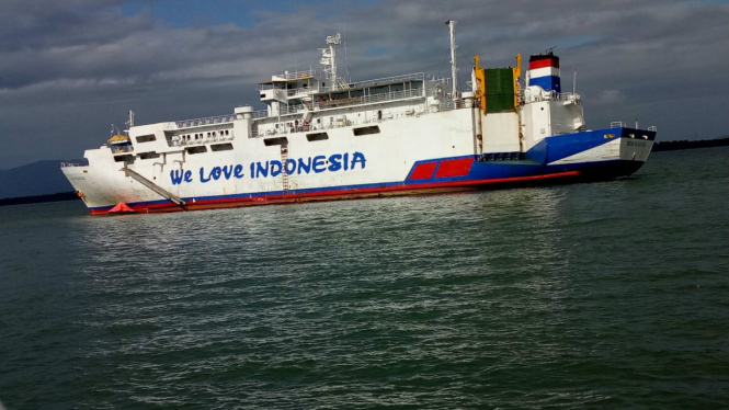 Kapal KM Madani Nusantara milik PT. Prima Vista kandas 