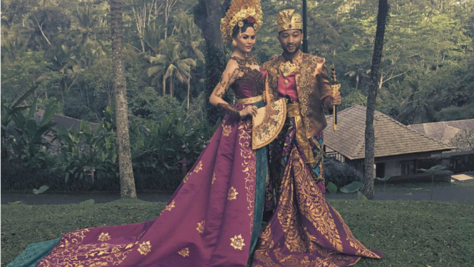 John Legend dan Chrissy Teigen di Bali.