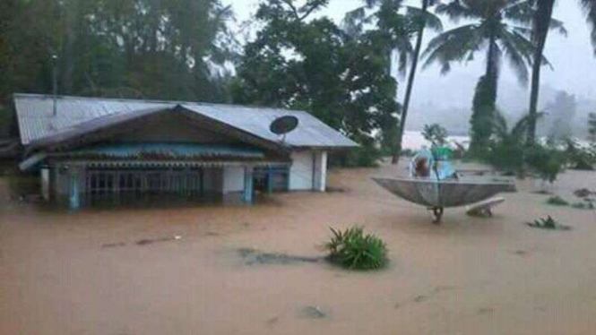 Banjir di Belitung dan Belitung Timur Jumat hingga Minggu, 16 Juli 2017.