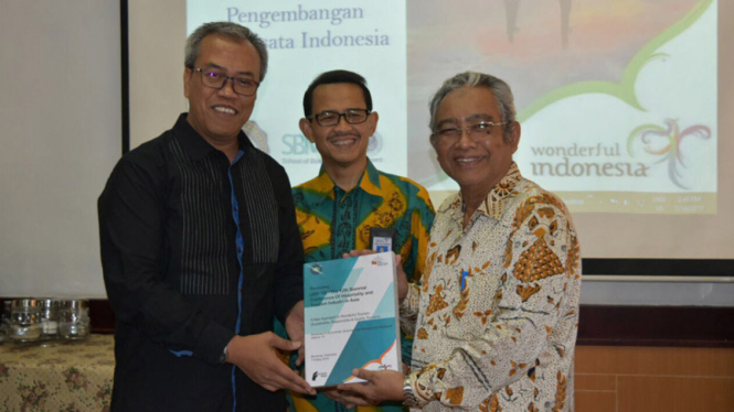 MoU kerjasama STP Bandung dan SBM ITB
