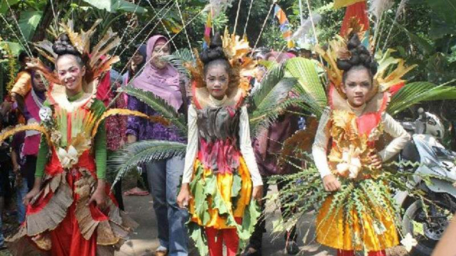 Salah satu aktivitas di Desa Wisata Kandri Semarang