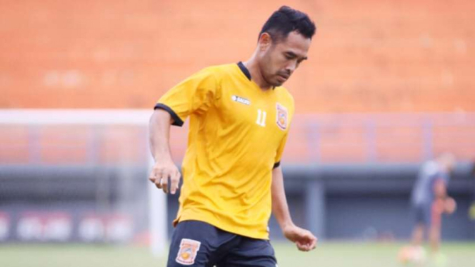 Gelandang Borneo FC, Ponaryo Astaman