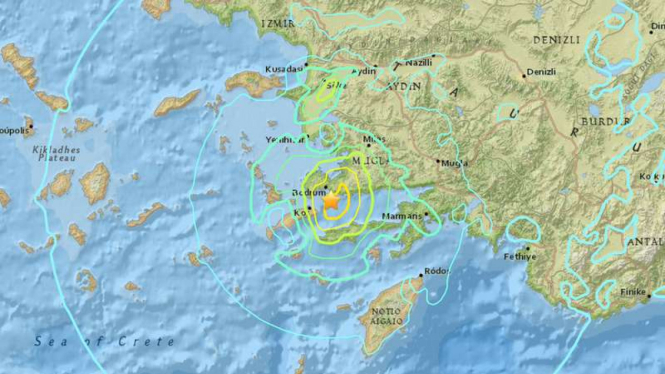 Dampak gempa berkekuatan 6,7 skala richter di lepas pantai Teluk Gokova Turki, Jumat (21/7/2017)