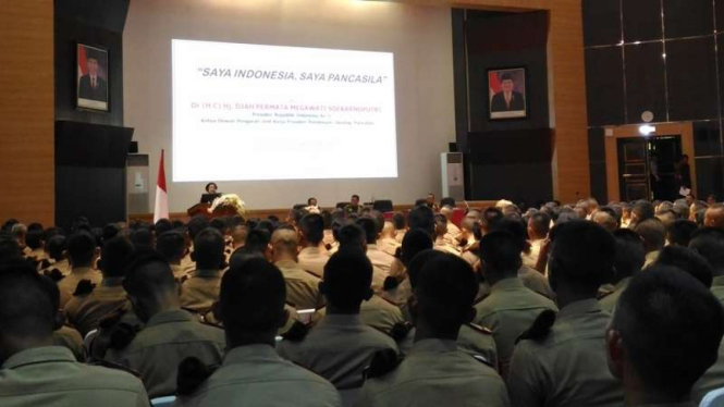 Megawati beri pembekalan kepada ratusan calon perwira TNI