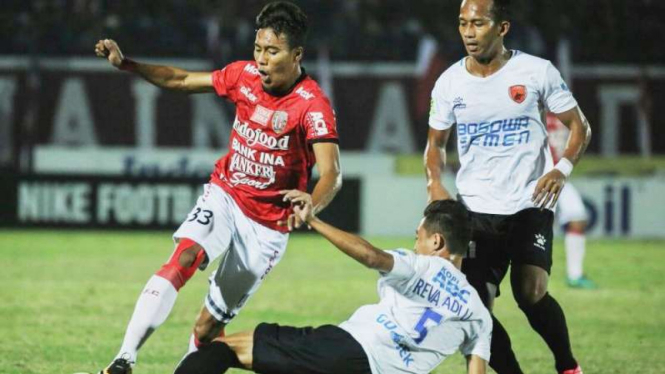 Ilustrasi Bali United vs PSM Makassar