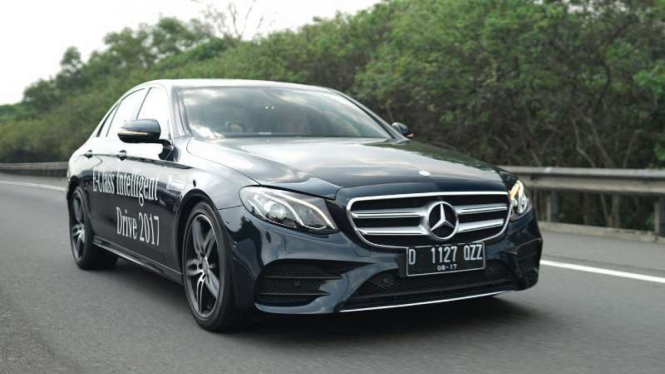 New Mercedes-Benz E-Class E300 AMG.