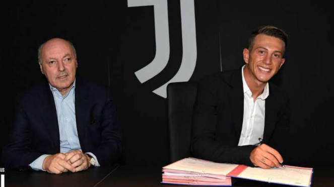 Winger Juventus, Federico Bernardeschi (kanan).