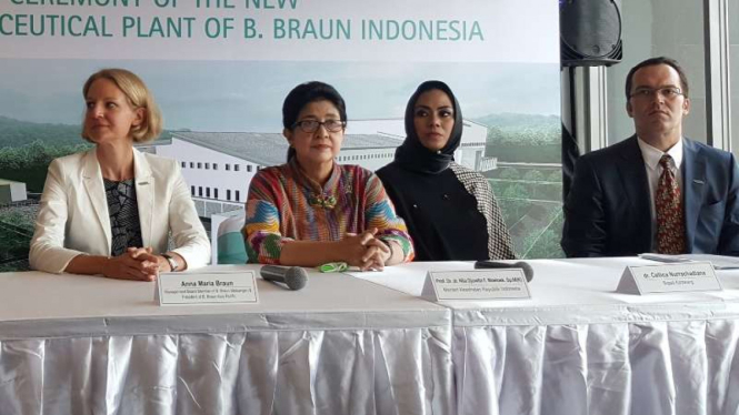 Menteri Nila F Moeloek di Peresmian PT B. Braun, Karawang