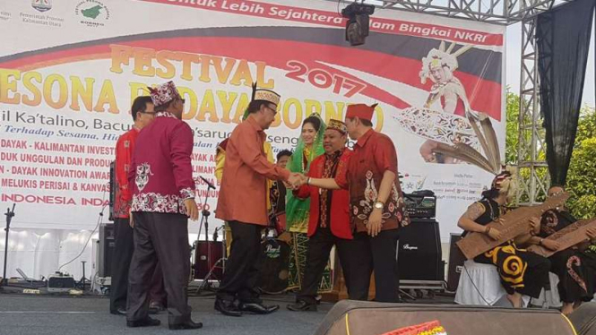 Mendagri Buka Acara Festival Borneo di TMII