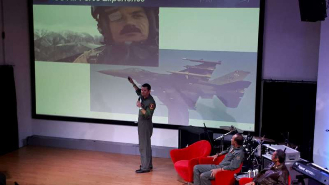 AS pamer teknologi F-16 baru