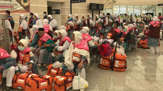 Calon jemaah haji Indonesia tiba di Madinah, Minggu, 30 Juli 2017