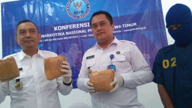 Kepala BNN Jatim Brigjen Fatkhur Rahman ungkap kasus narkotika 3 kg 