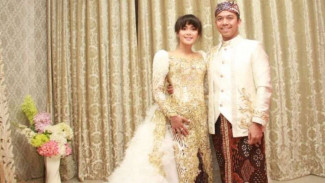 Cantiknya Gaun Pengantin Sheza Idris Bertabur 6.000 Kristal
