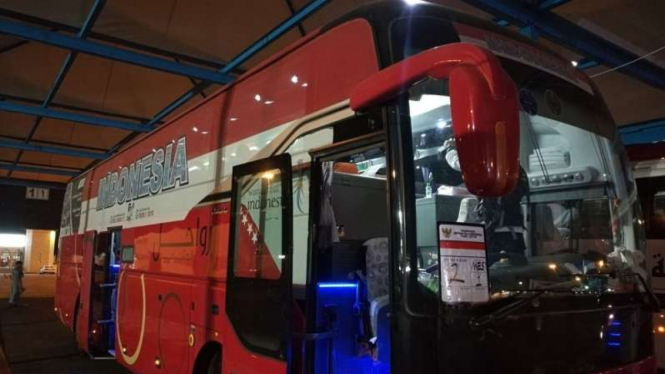 Bus rombongan jemaah haji Indonesia.