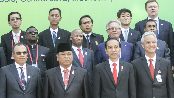 Presiden Jokowi Buka Simposium Internasional MK se-Asia