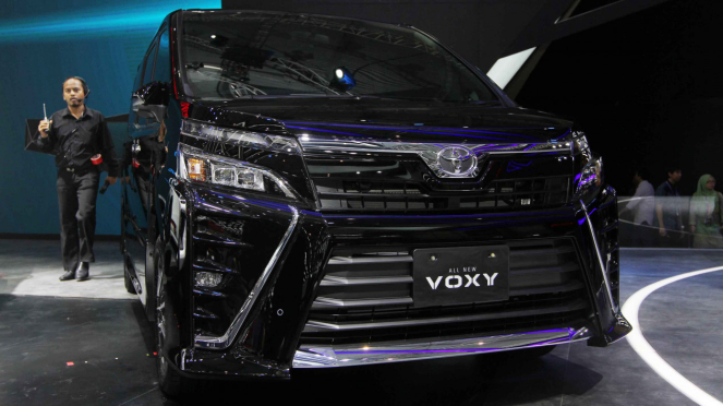 Baby Alphard, New Toyota Voxy