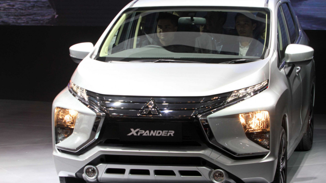 World Premier Mitsubishi Xpander