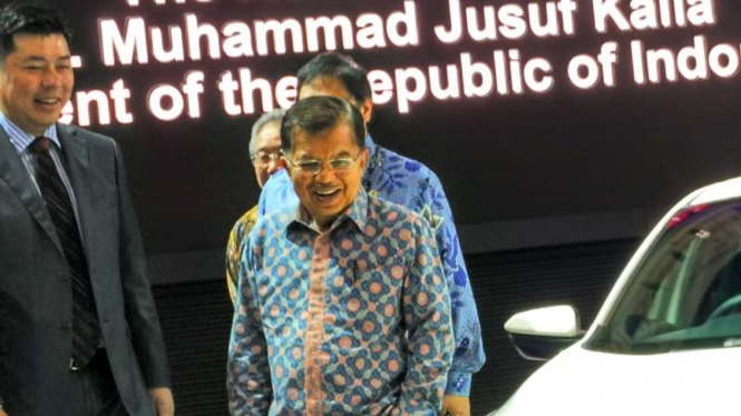 Jusuf Kalla saat menghadiri pameran GIIAS 2017.