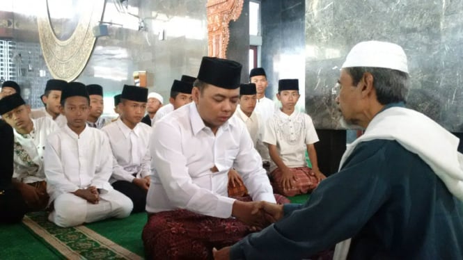 Pho Iwan Salomo masuk Islam sebelum mendaftar Cawagub Jateng 2018